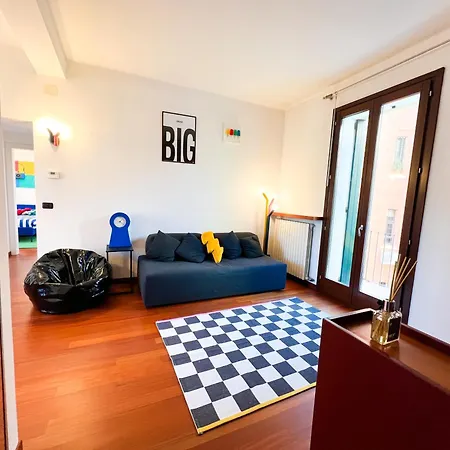 Apartment Pop Art House - Parcheggio Privato Verona